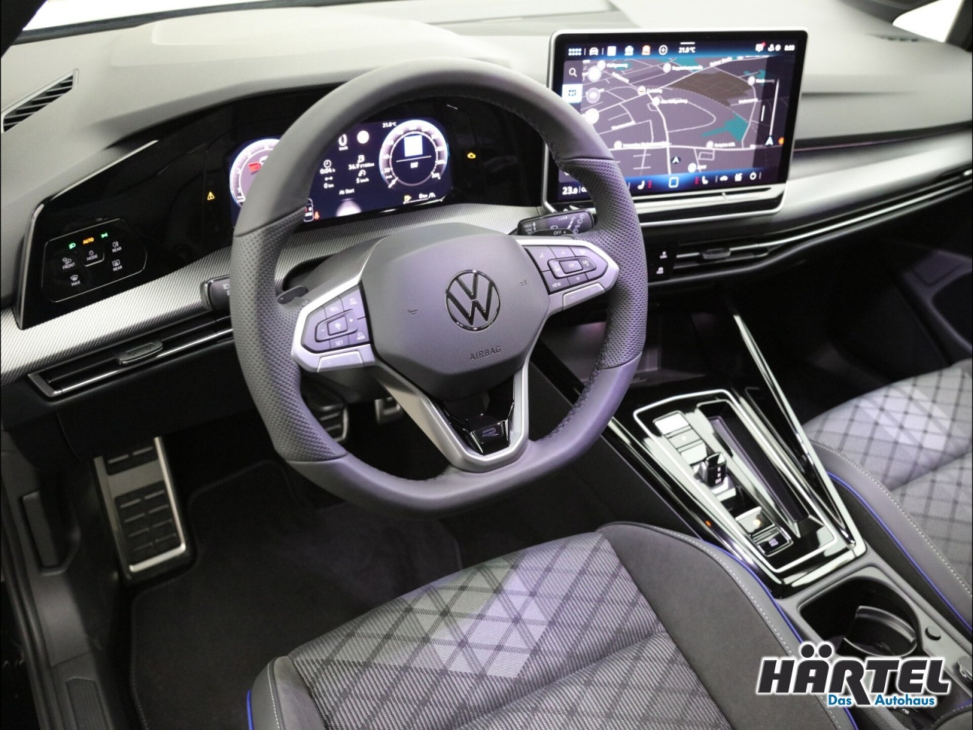 Volkswagen Golf R-Line