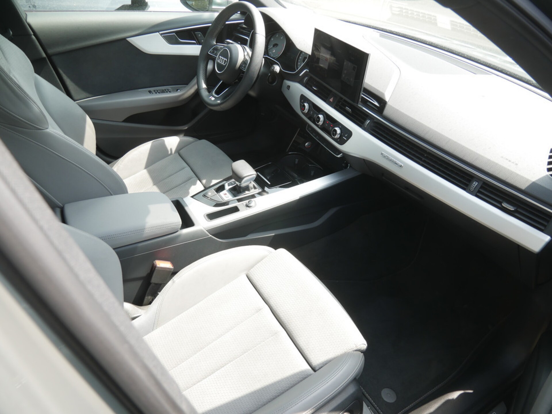 Audi S4 Avant