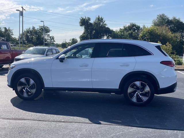 2023 Mercedes-Benz GLC 300