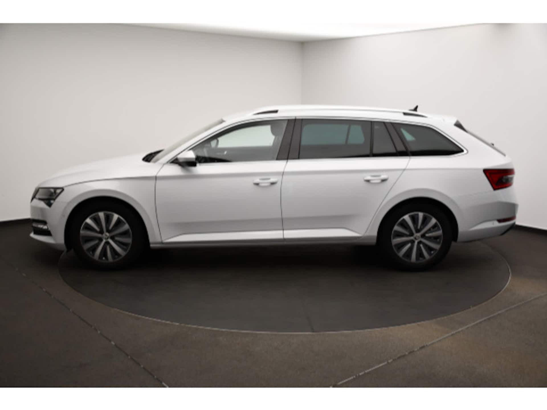 Skoda Superb Combi Style