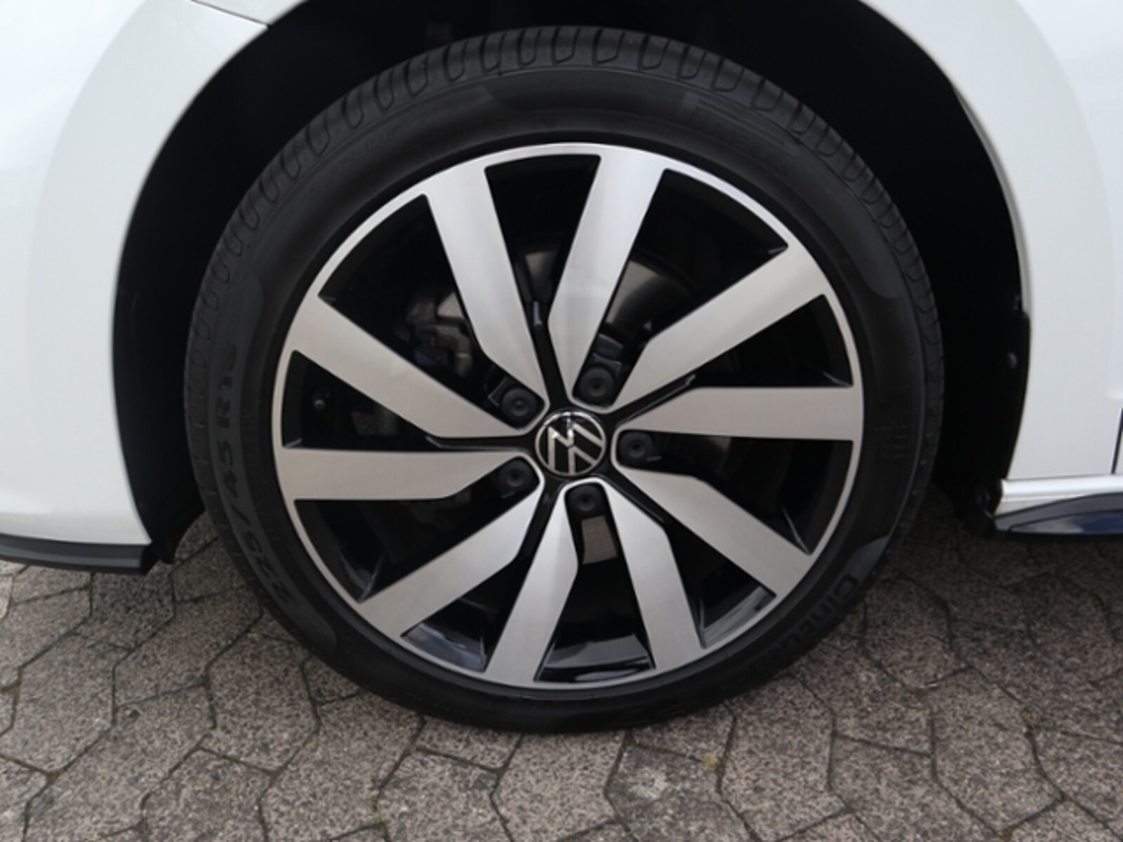 Volkswagen Touran – Bild 4