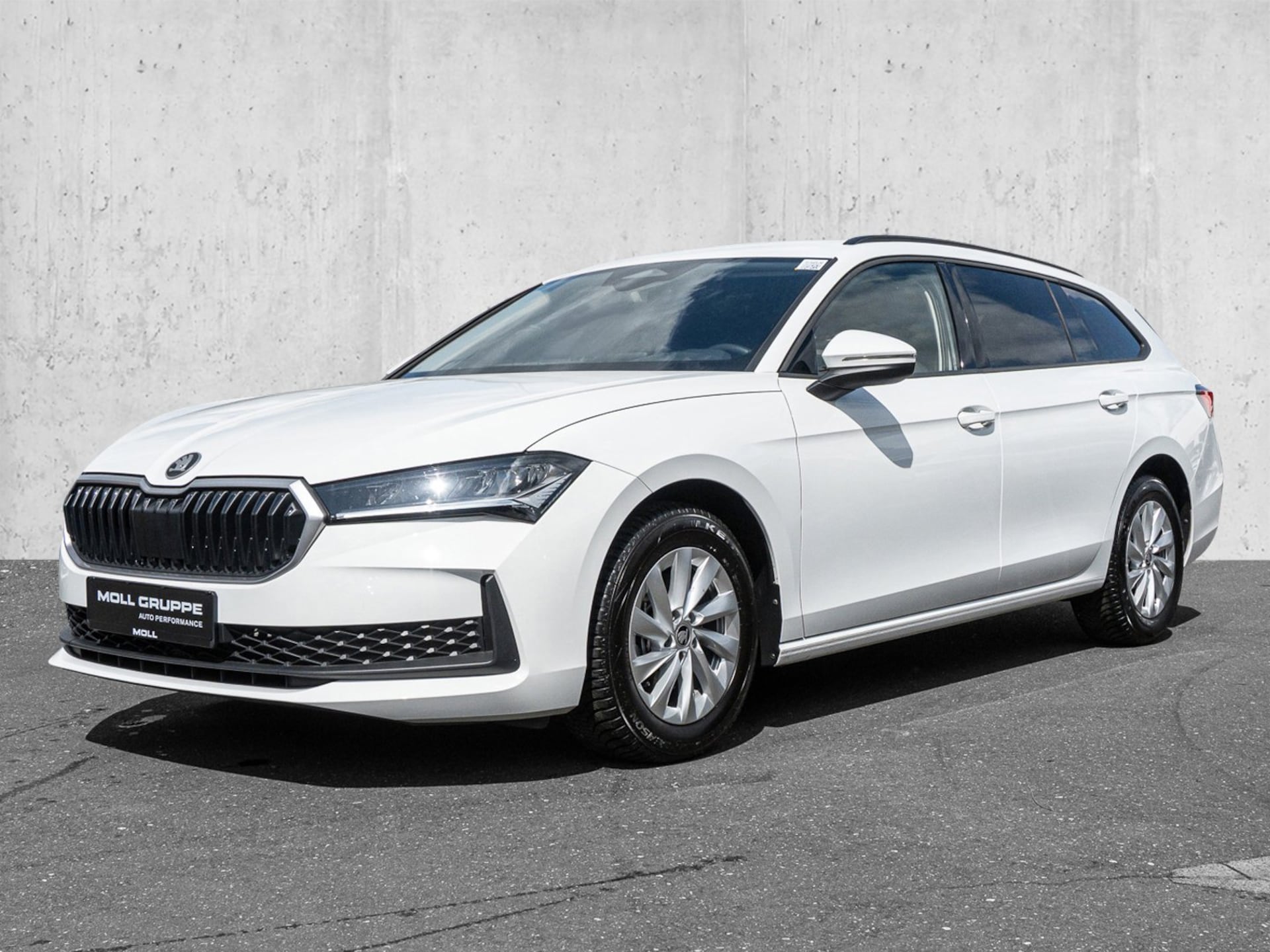 Skoda Superb Combi Essence