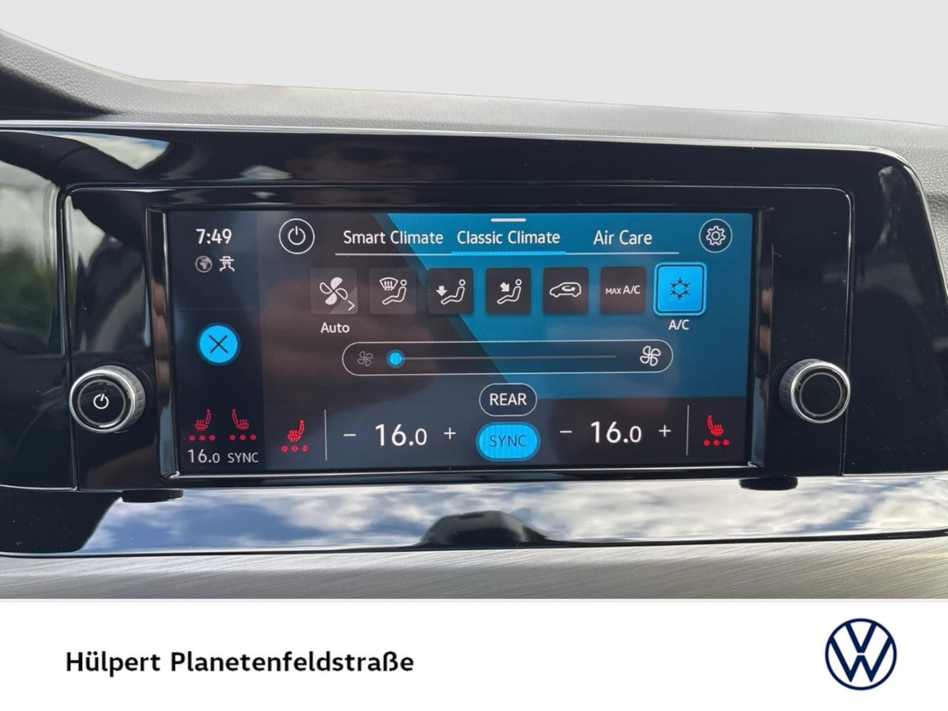 Volkswagen Golf Style