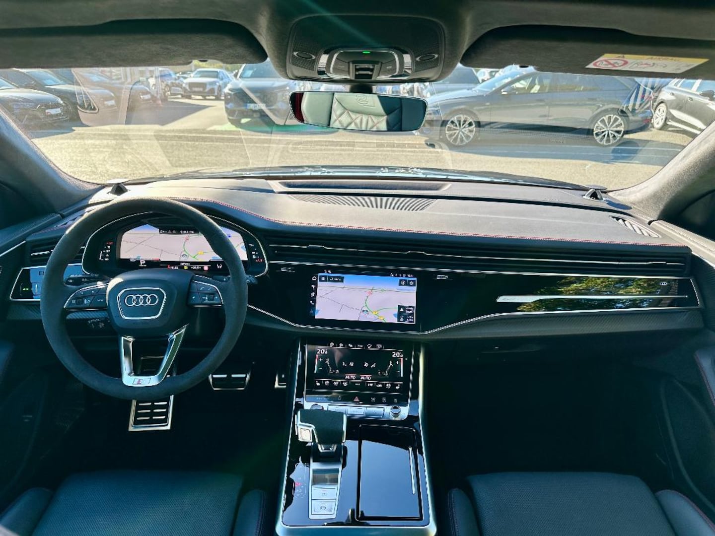 Bild über Audi SQ8 SUV TFSI quattro tiptronic - für weitere Informationen kontaktieren Sie den Audi Partner