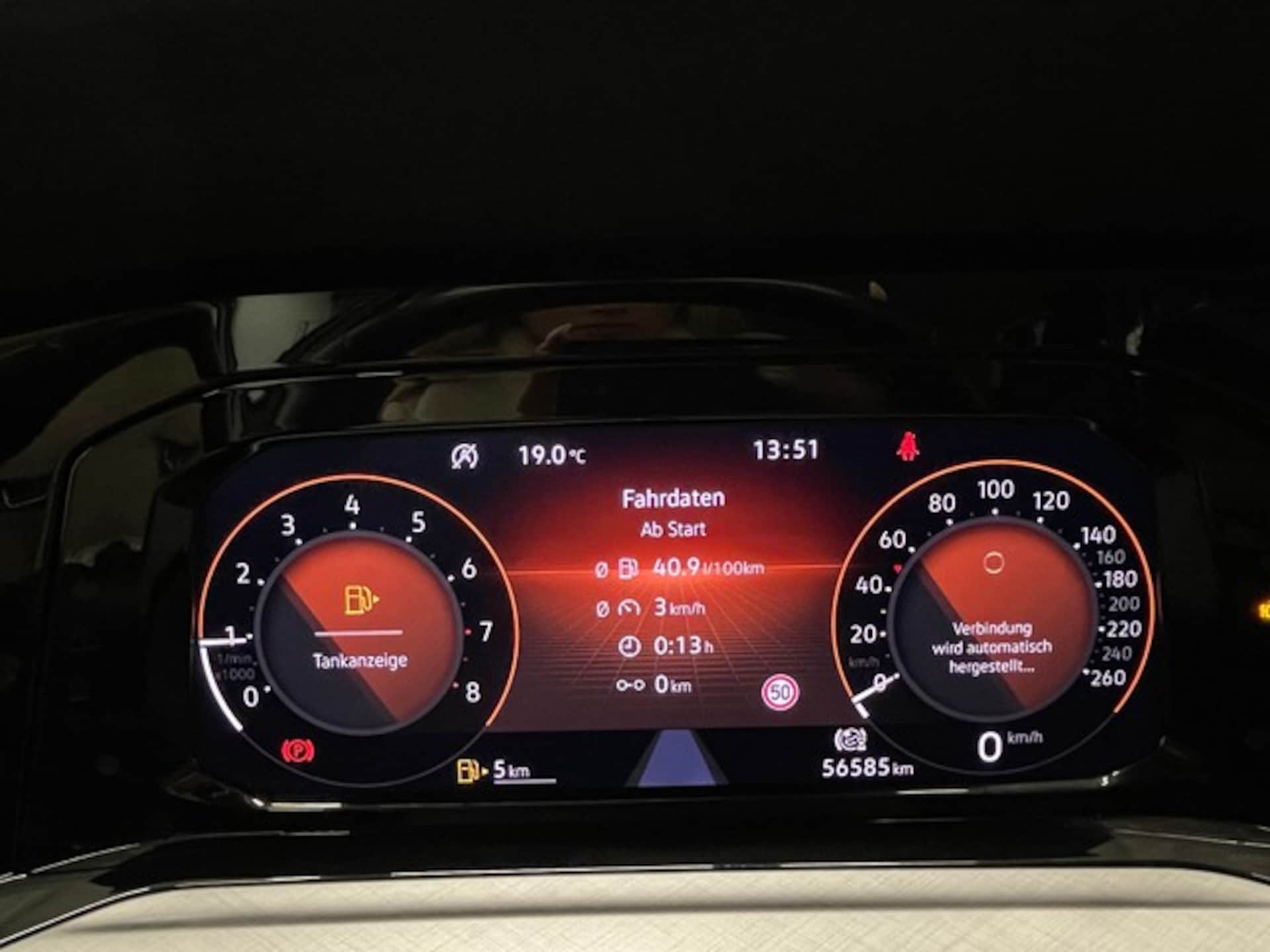 Volkswagen Golf Life