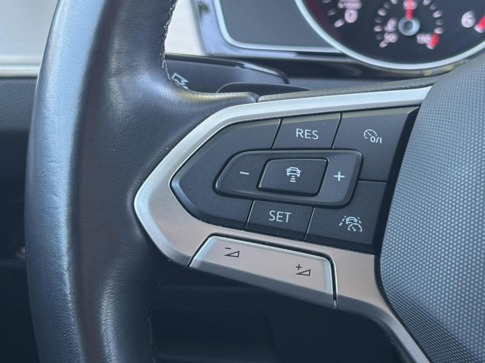 Volkswagen Passat Elegance