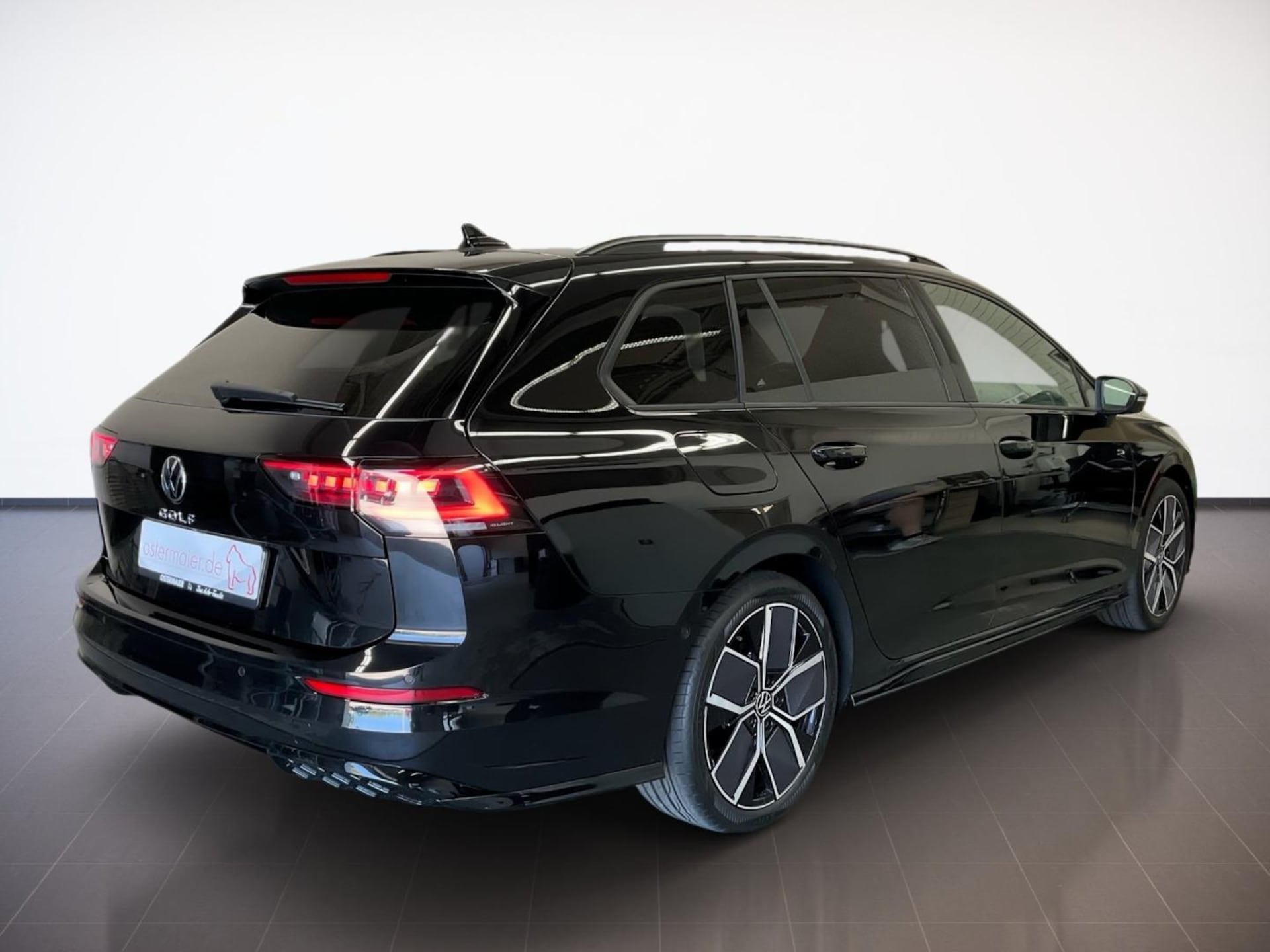 Volkswagen Golf Variant R-Line