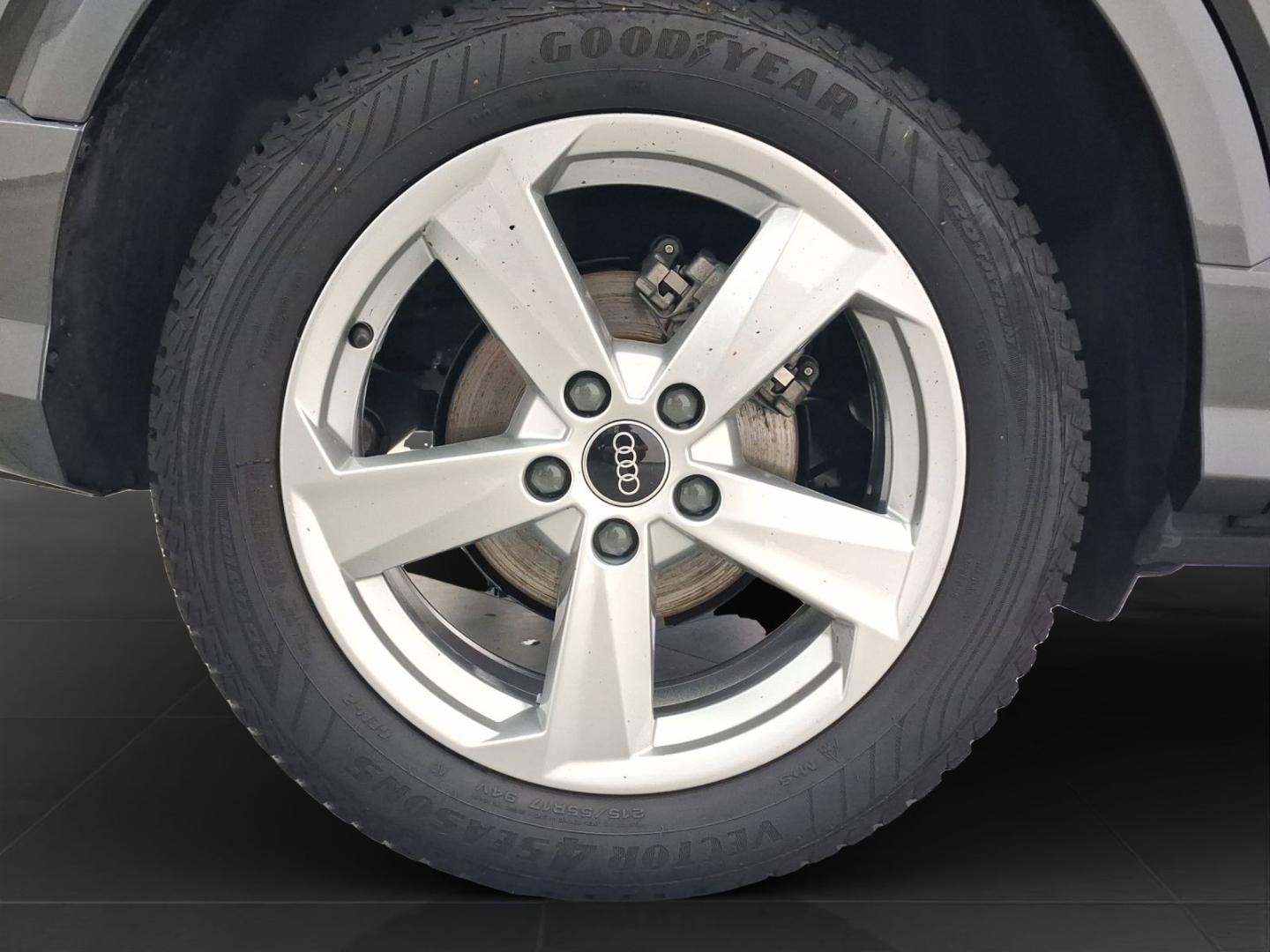 Bild über Audi Q2 S line 30 TFSI Schaltgetriebe - für weitere Informationen kontaktieren Sie den Audi Partner