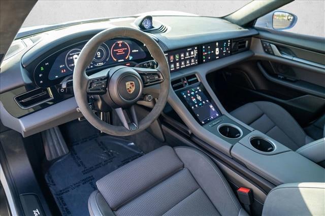 2024 Porsche Taycan