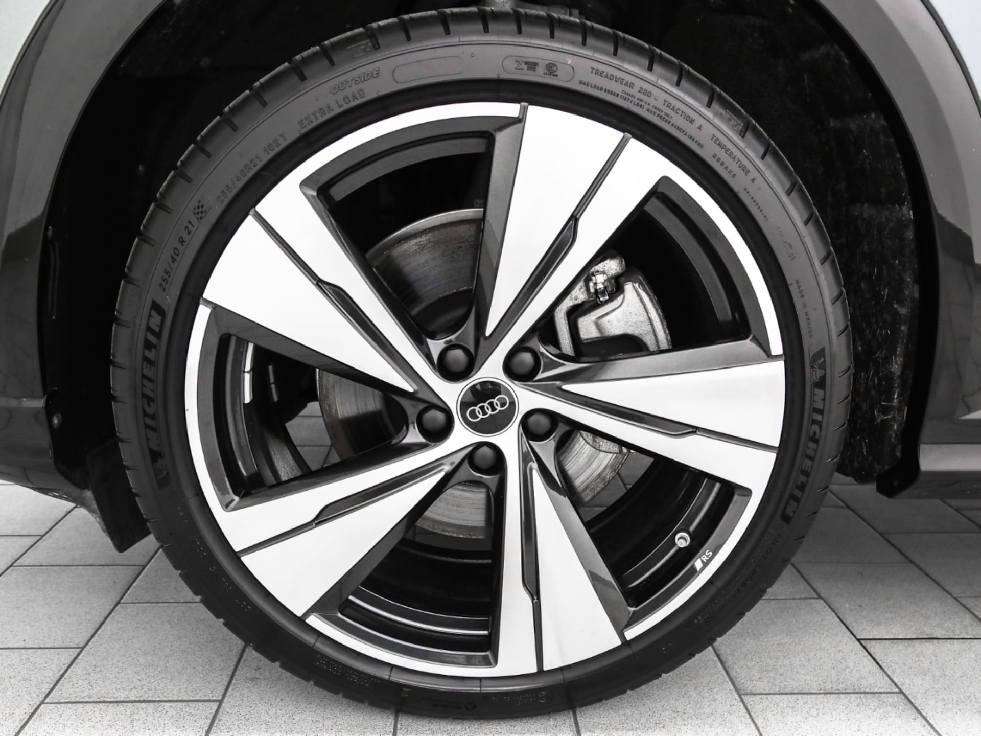 Audi Q5 SUV edition one