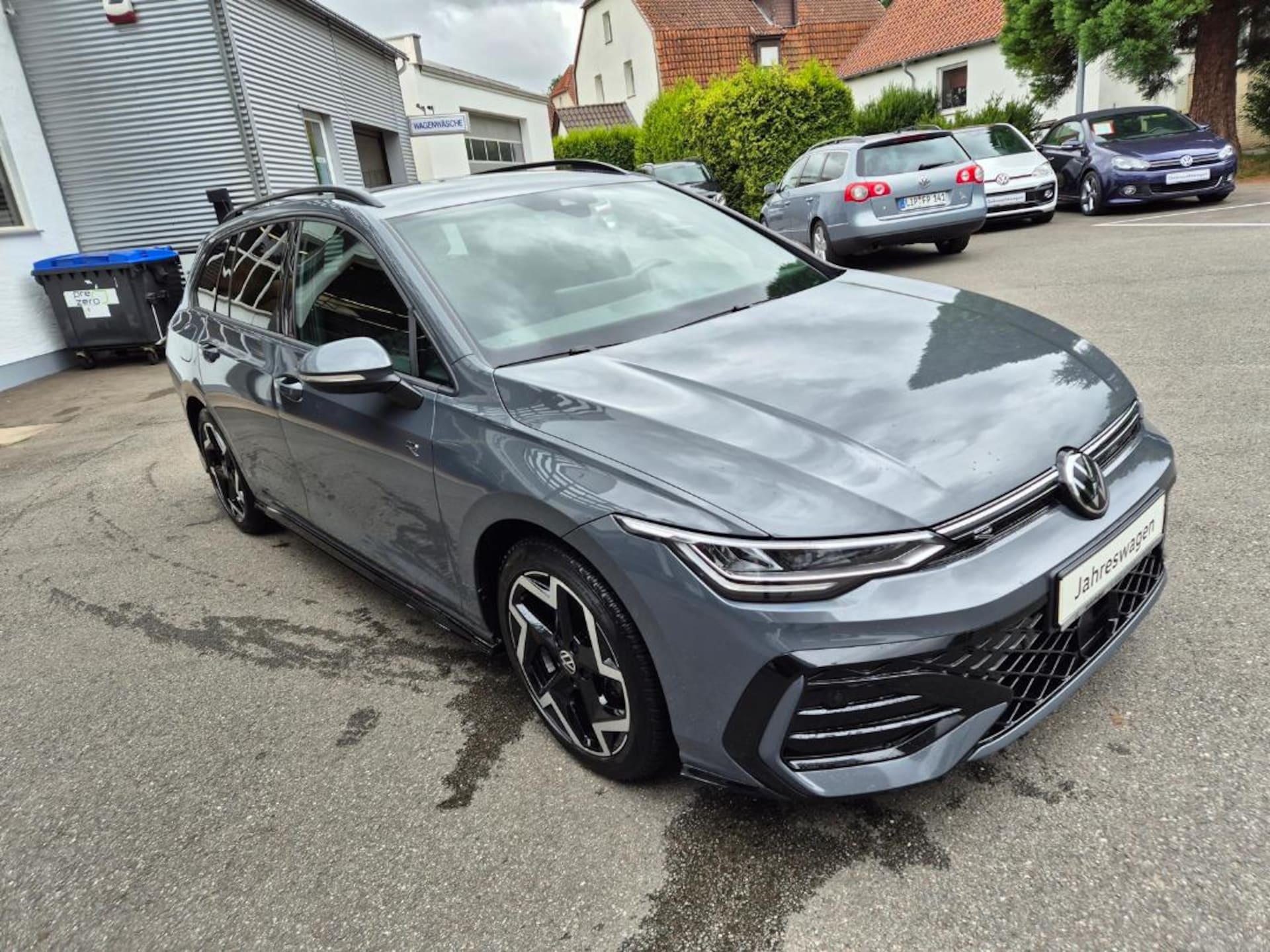 Volkswagen Golf Variant R-Line