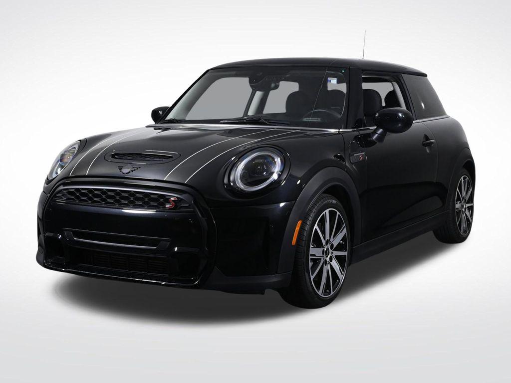 2023 MINI Cooper Cooper S 3 Door's photo