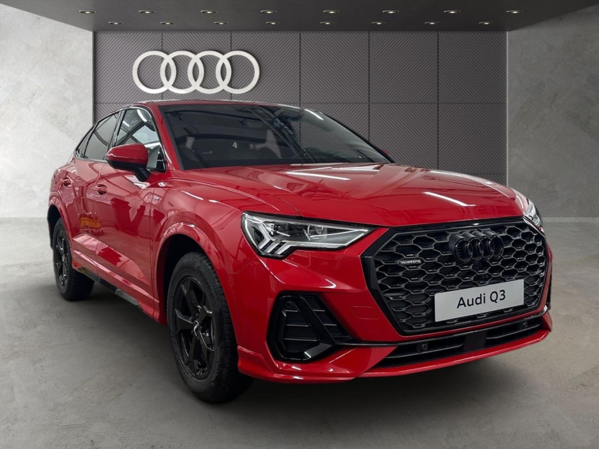 Audi Q3 Sportback S line