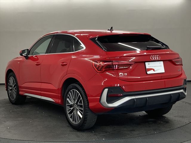 Audi Q3 Sportback 35 TDI quattro S line for more details contact your dealer
