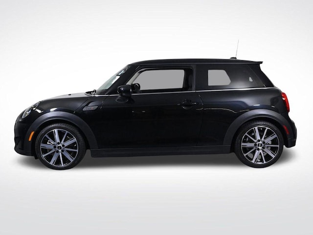 2023 MINI
