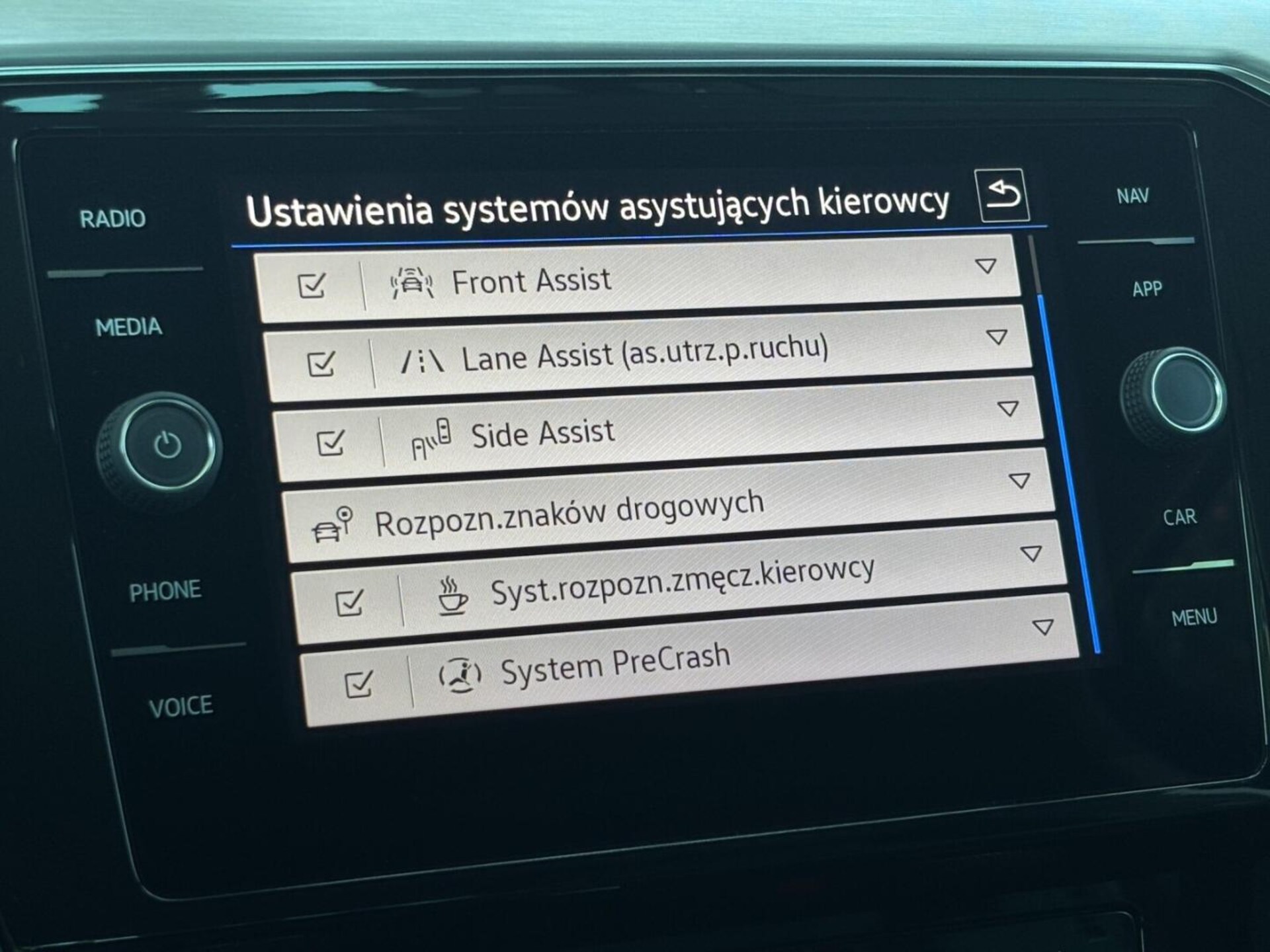 Volkswagen Passat Elegance