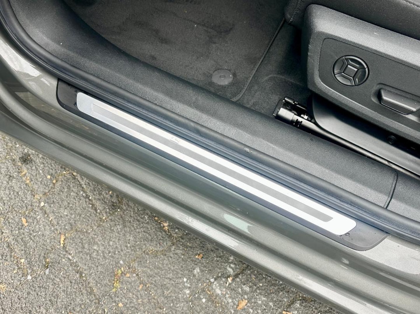 Bild über Audi A6 Limousine TDI 150 kW S tronic - für weitere Informationen kontaktieren Sie den Audi Partner