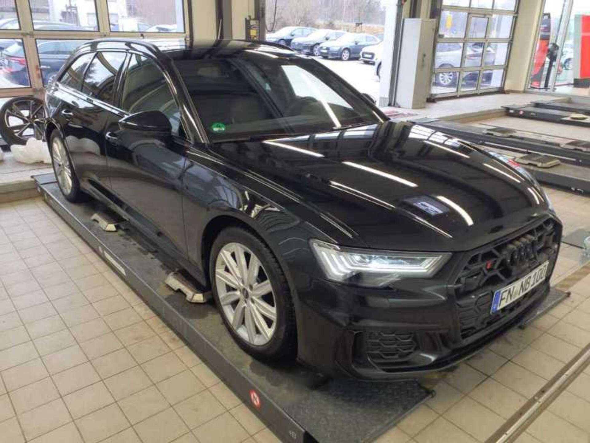 Audi S6 Avant