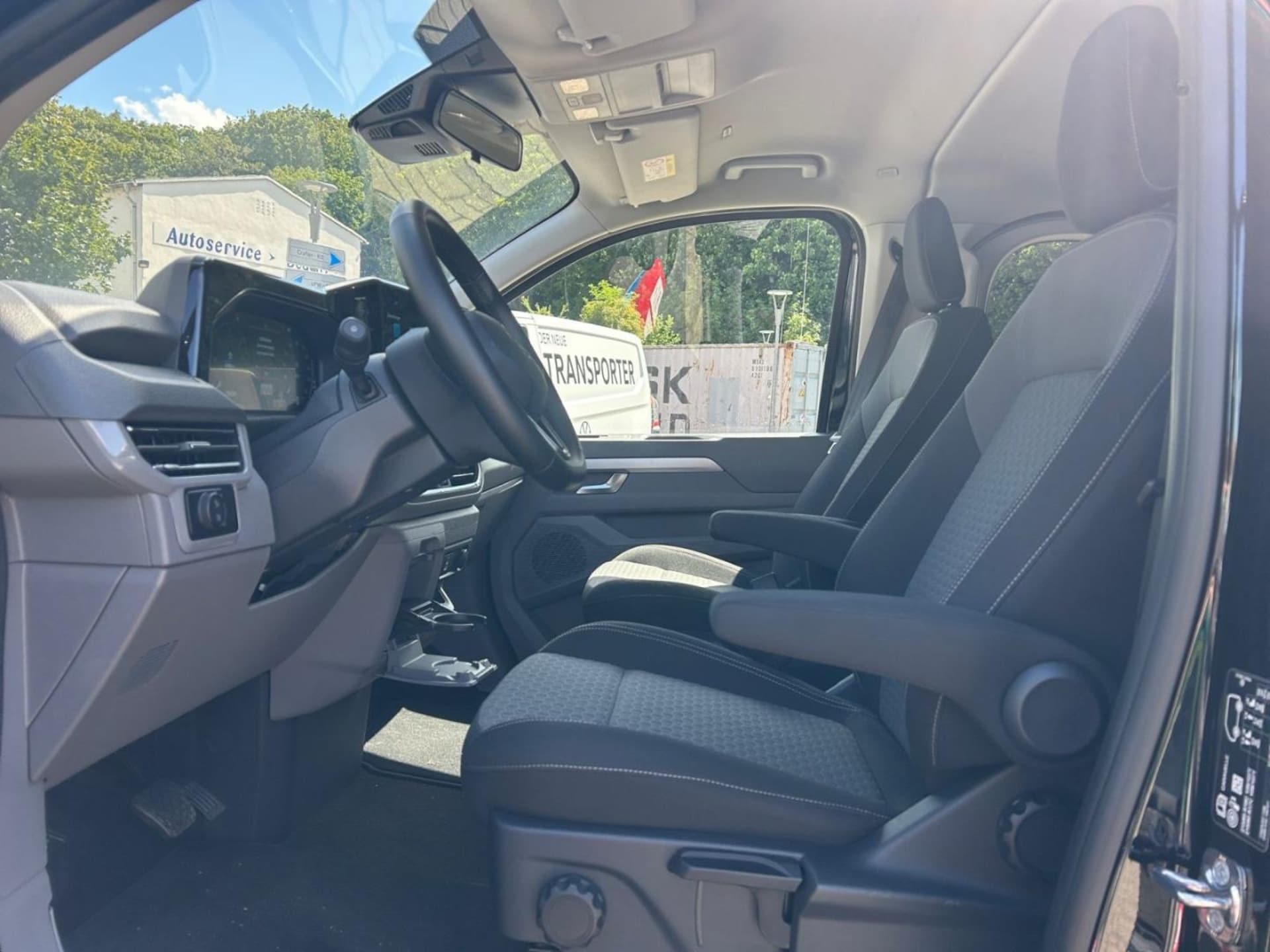 Volkswagen Caravelle langer Radstand Life