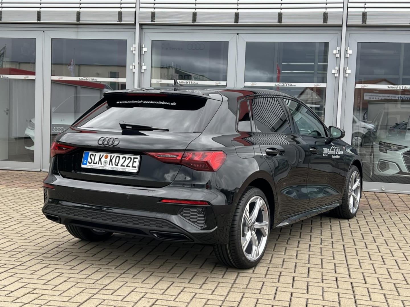Bild über Audi A3 Sportback TFSI e S line 40 TFSI e S tronic - für weitere Informationen kontaktieren Sie den Audi Partner