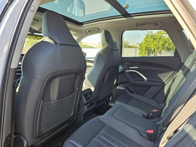 2025 Audi Q5 Premium Plus - Photo 12