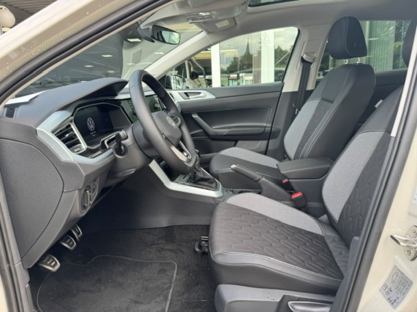Volkswagen Polo – Bild 8