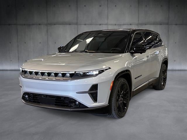 Photo of 2024 Jeep Wagoneer S