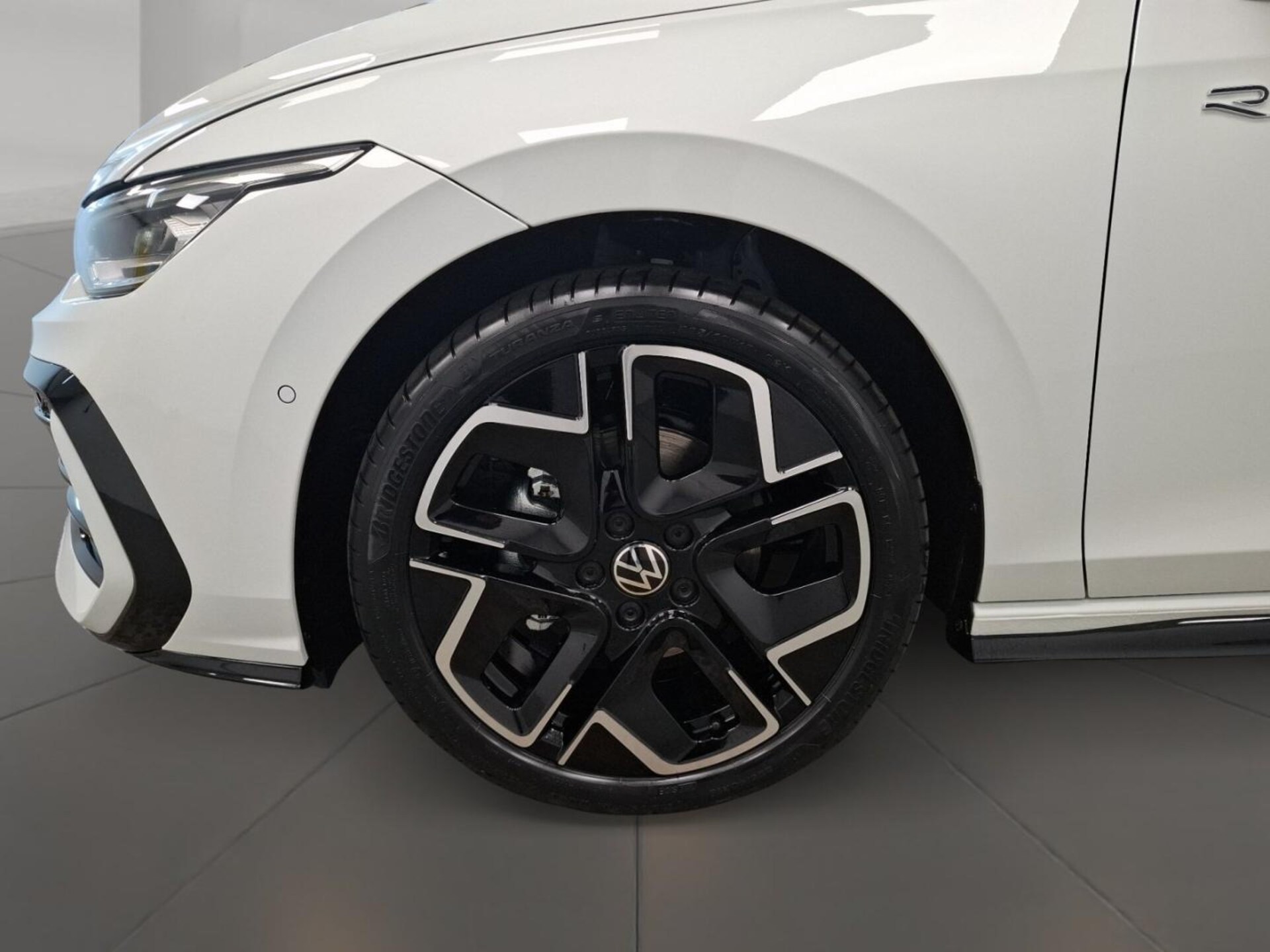 Volkswagen Golf Variant R-Line