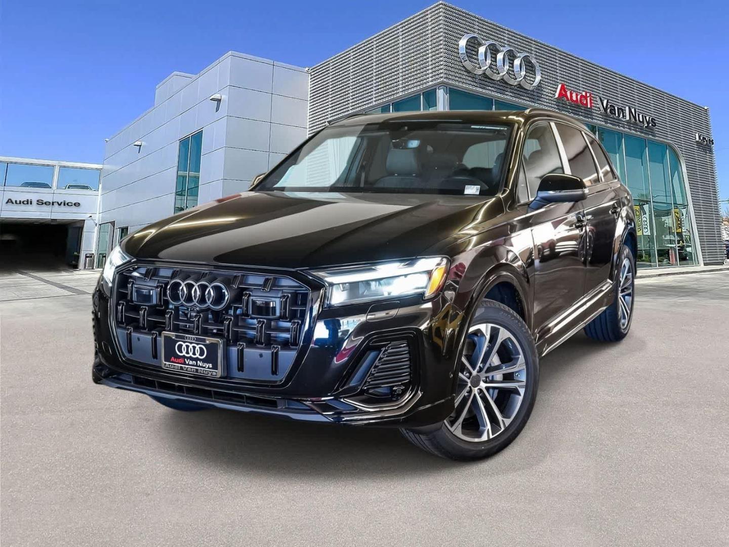 2026 Audi Q7 45 Premium Plus quattro Tiptronic's photo