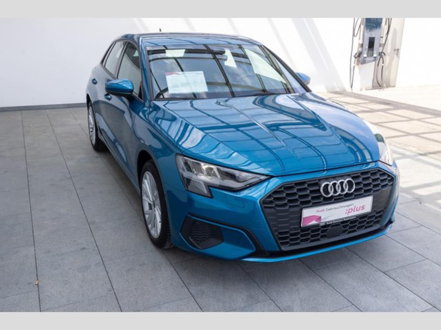 Bild über Audi A3 Sportback 30 TFSI S tronic - für weitere Informationen kontaktieren Sie den Audi Partner