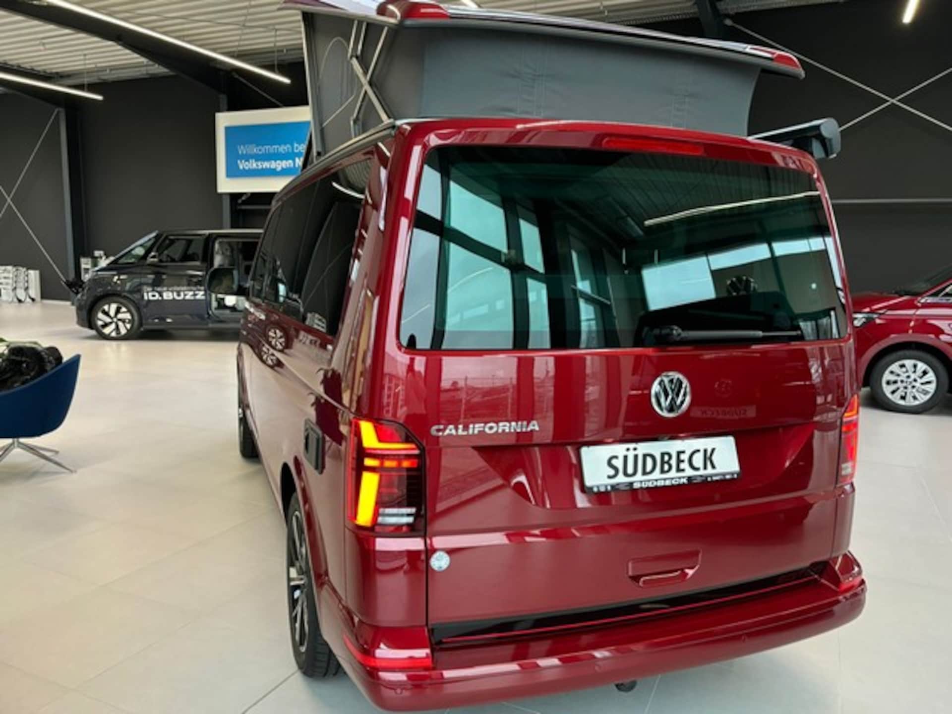 Volkswagen T6.1 California Ocean