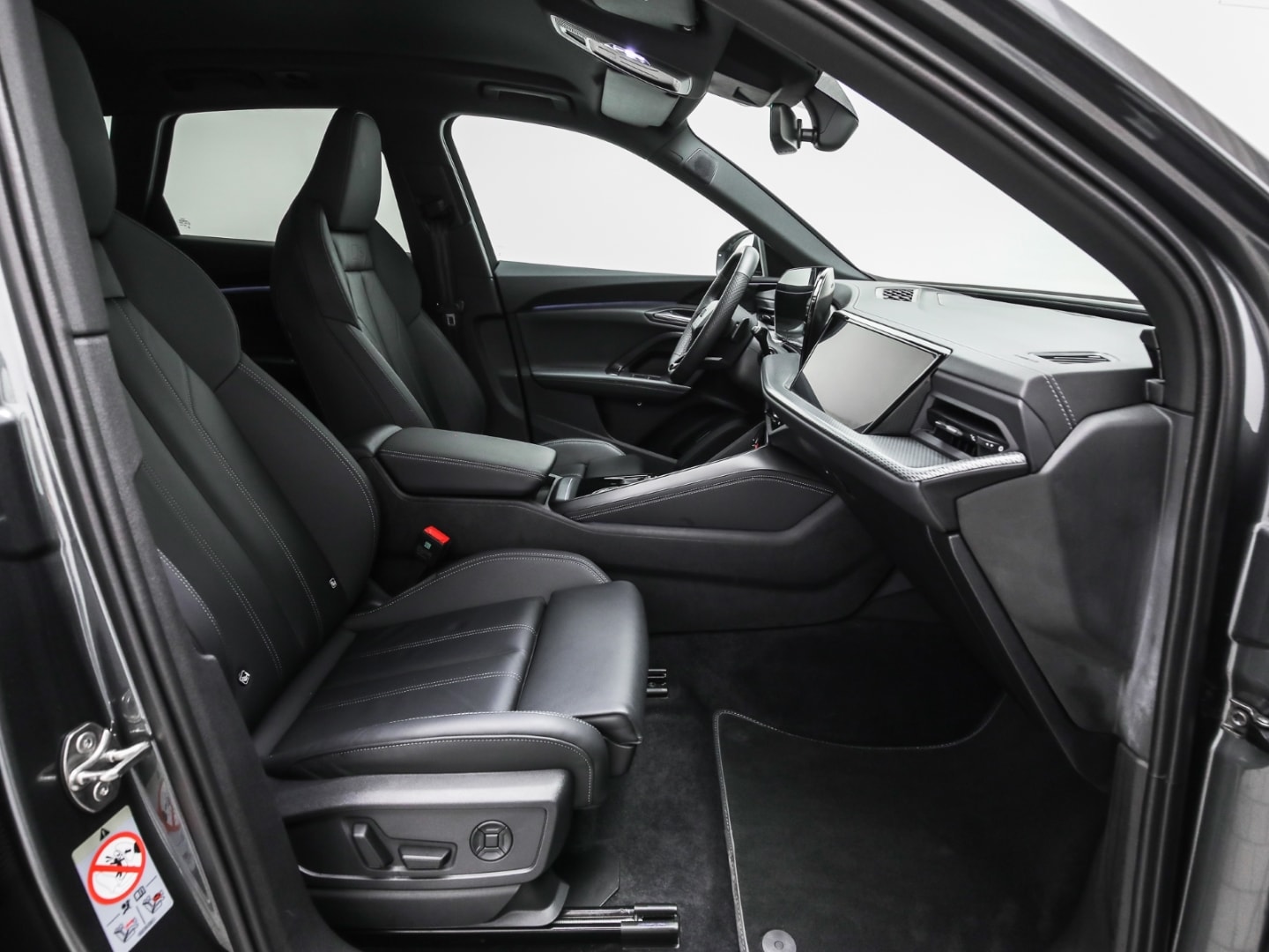 Bild über Audi Q5 SUV TDI quattro 150 kW S tronic - für weitere Informationen kontaktieren Sie den Audi Partner