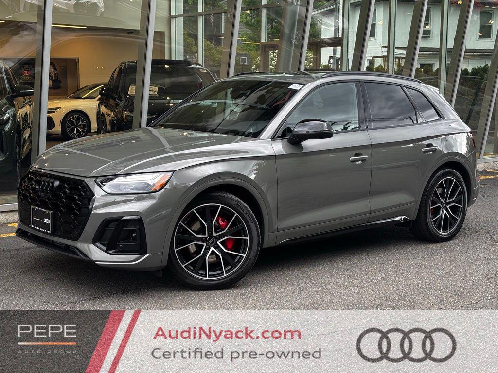 2024 Audi SQ5 Premium Plus's photo