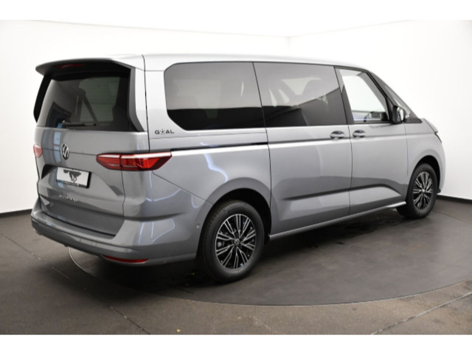 Volkswagen Multivan Langversion – Bild 3