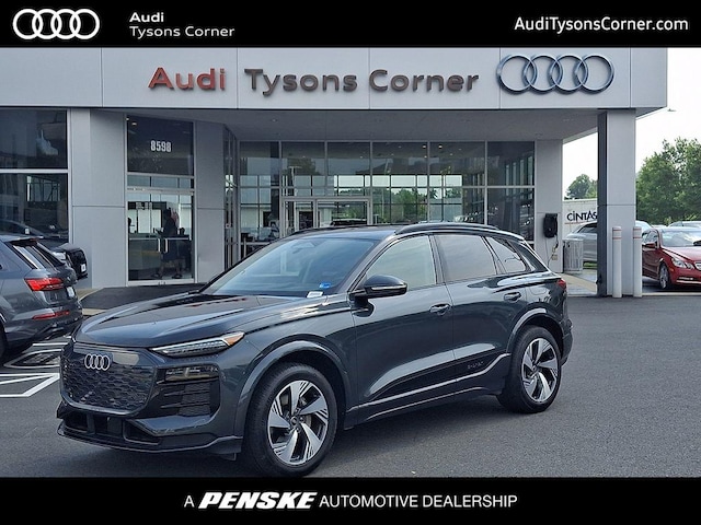 Photo of 2025 Audi Q6 e-tron 
