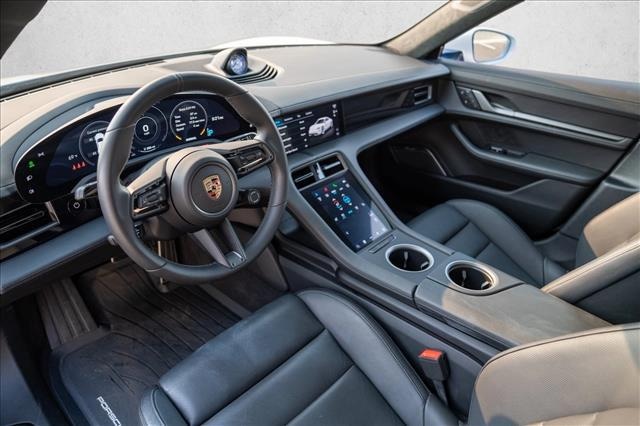 2023 Porsche Taycan