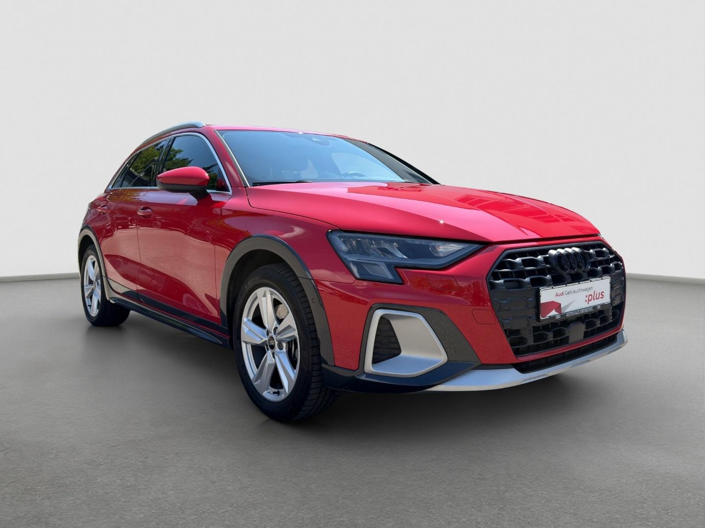 Bild über Audi A3 allstreet 35 TFSI S tronic - für weitere Informationen kontaktieren Sie den Audi Partner