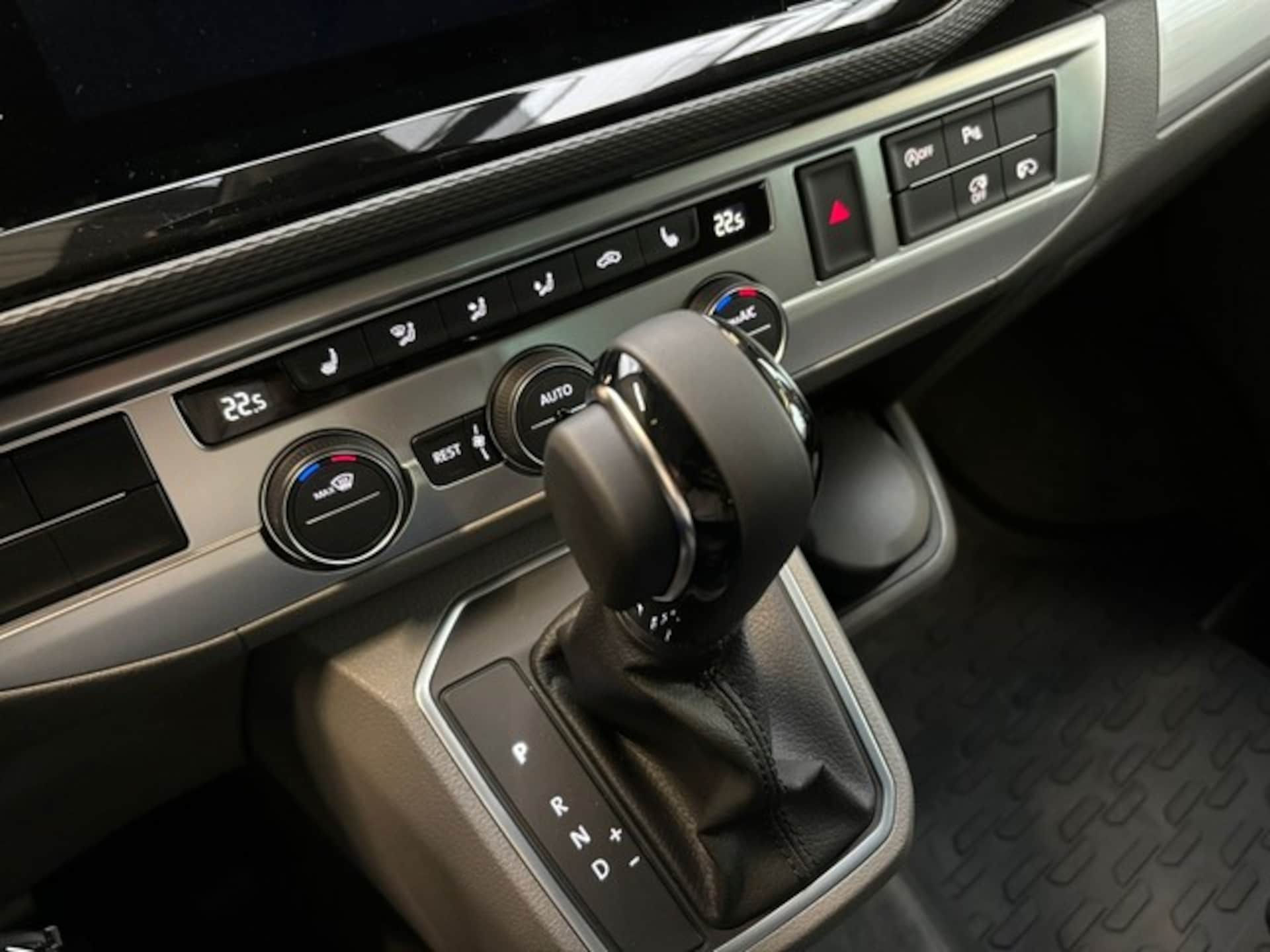 Volkswagen T6.1 California Ocean