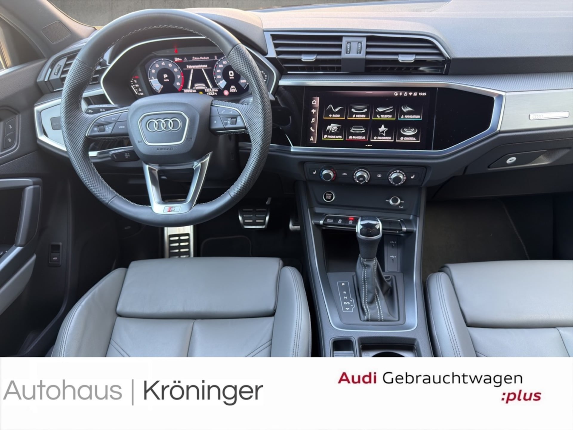 Audi Q3 Sportback S line