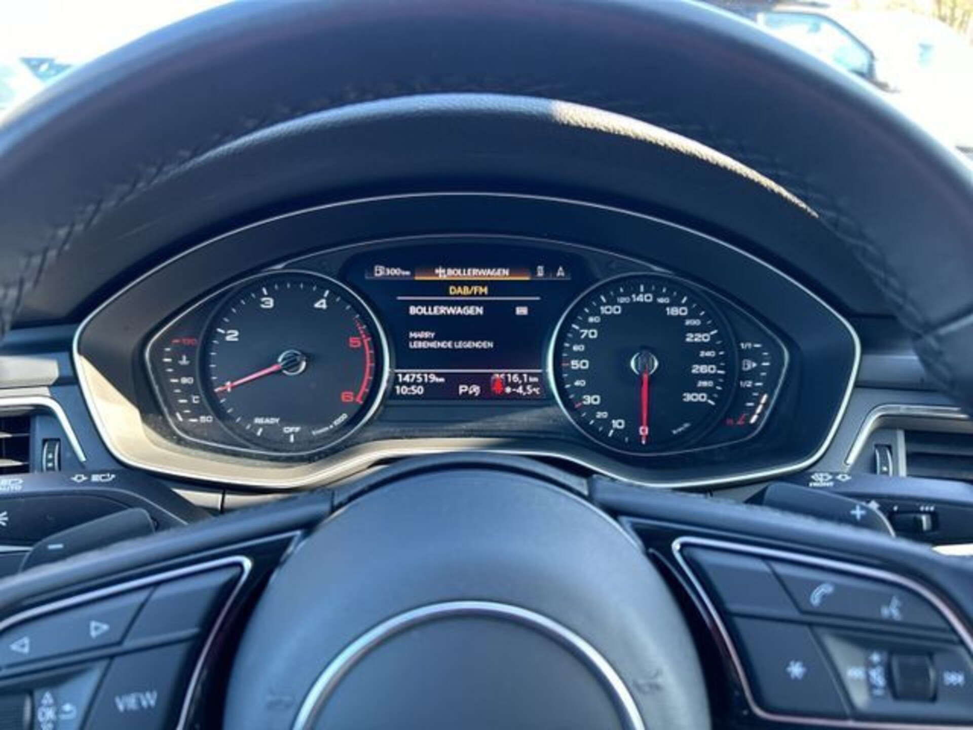 Audi A4 Limousine
