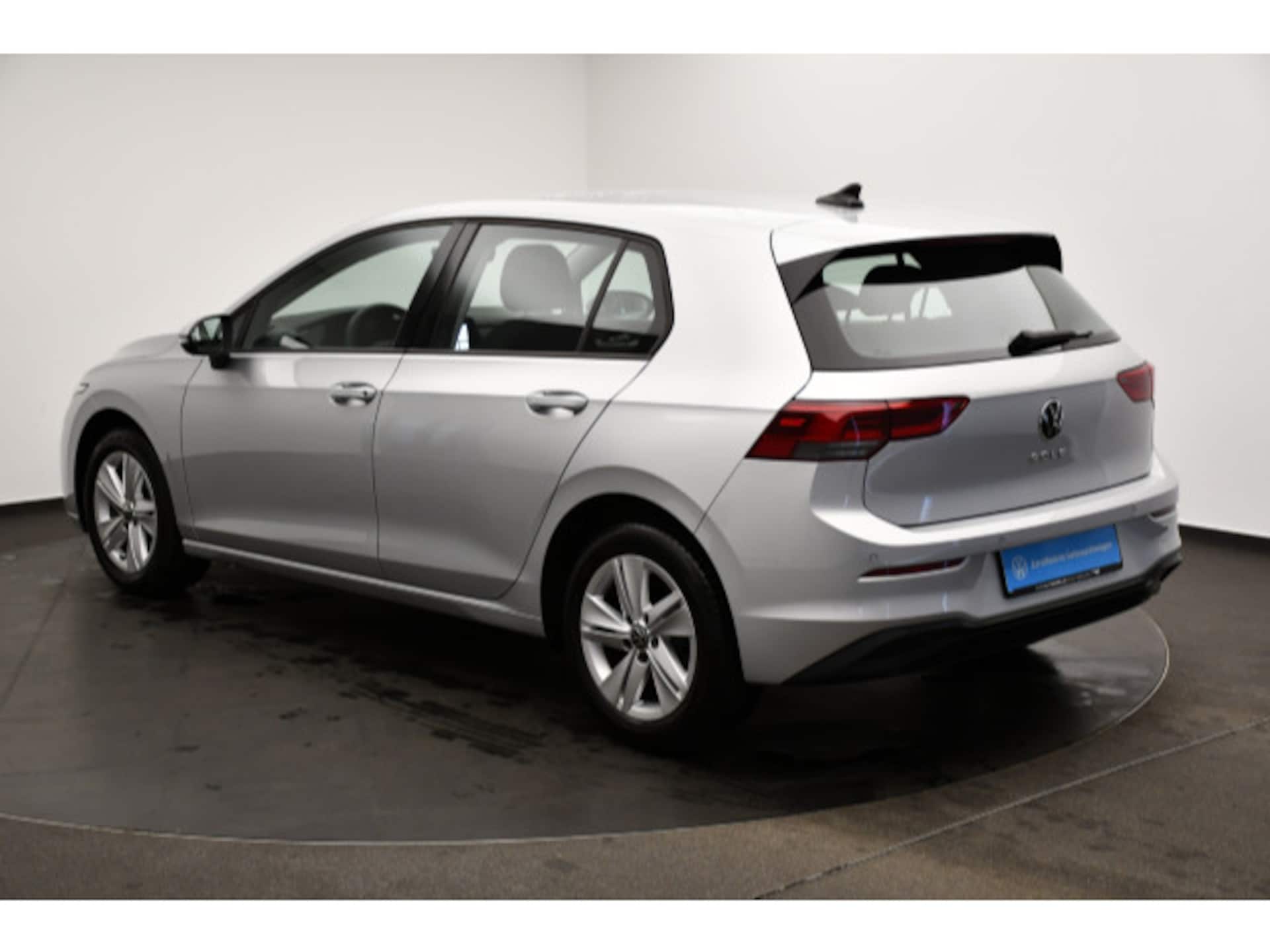 Volkswagen Golf Life
