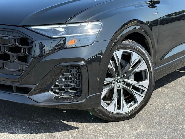 2026 Audi Q8