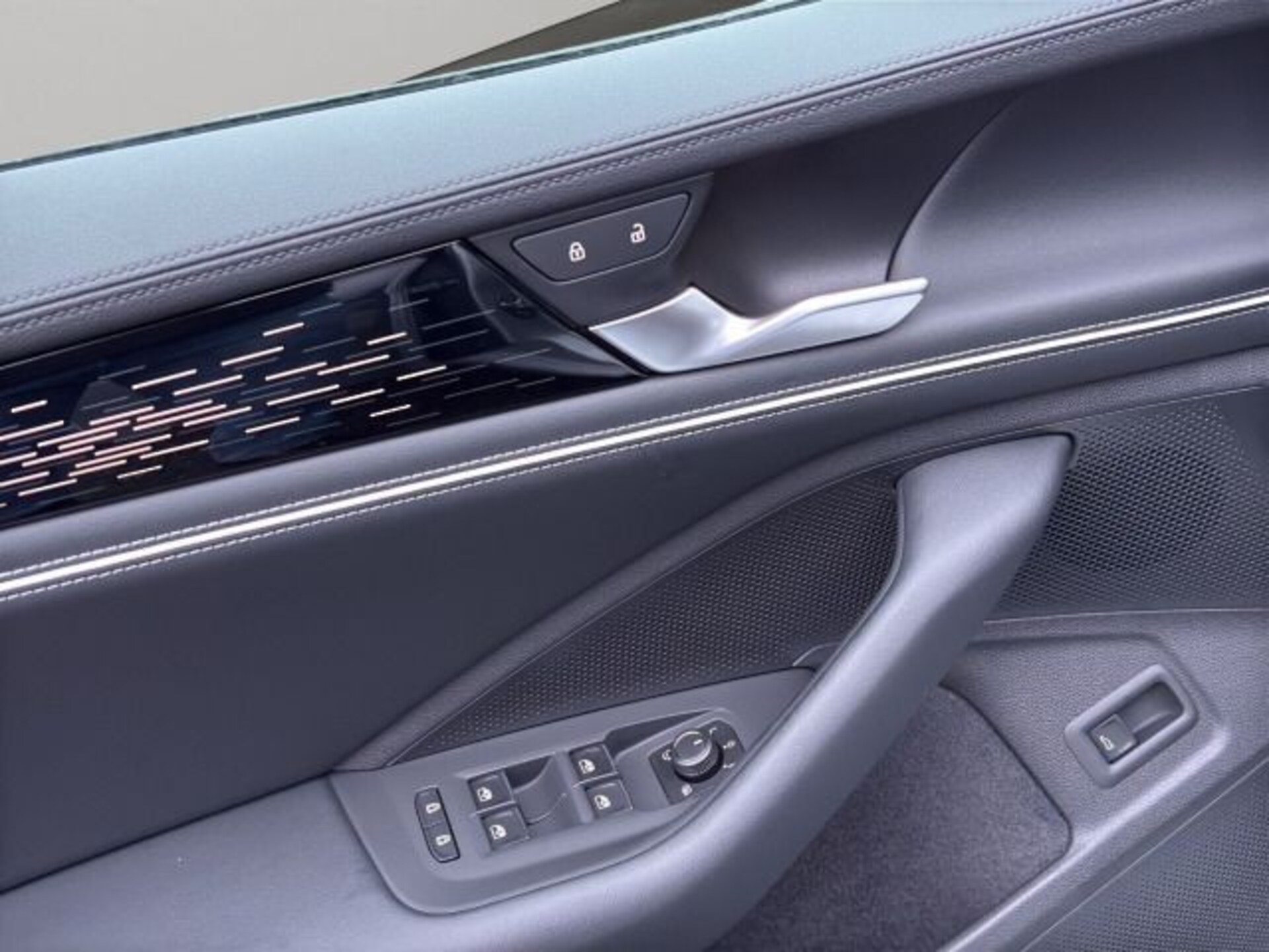 Volkswagen Passat Elegance