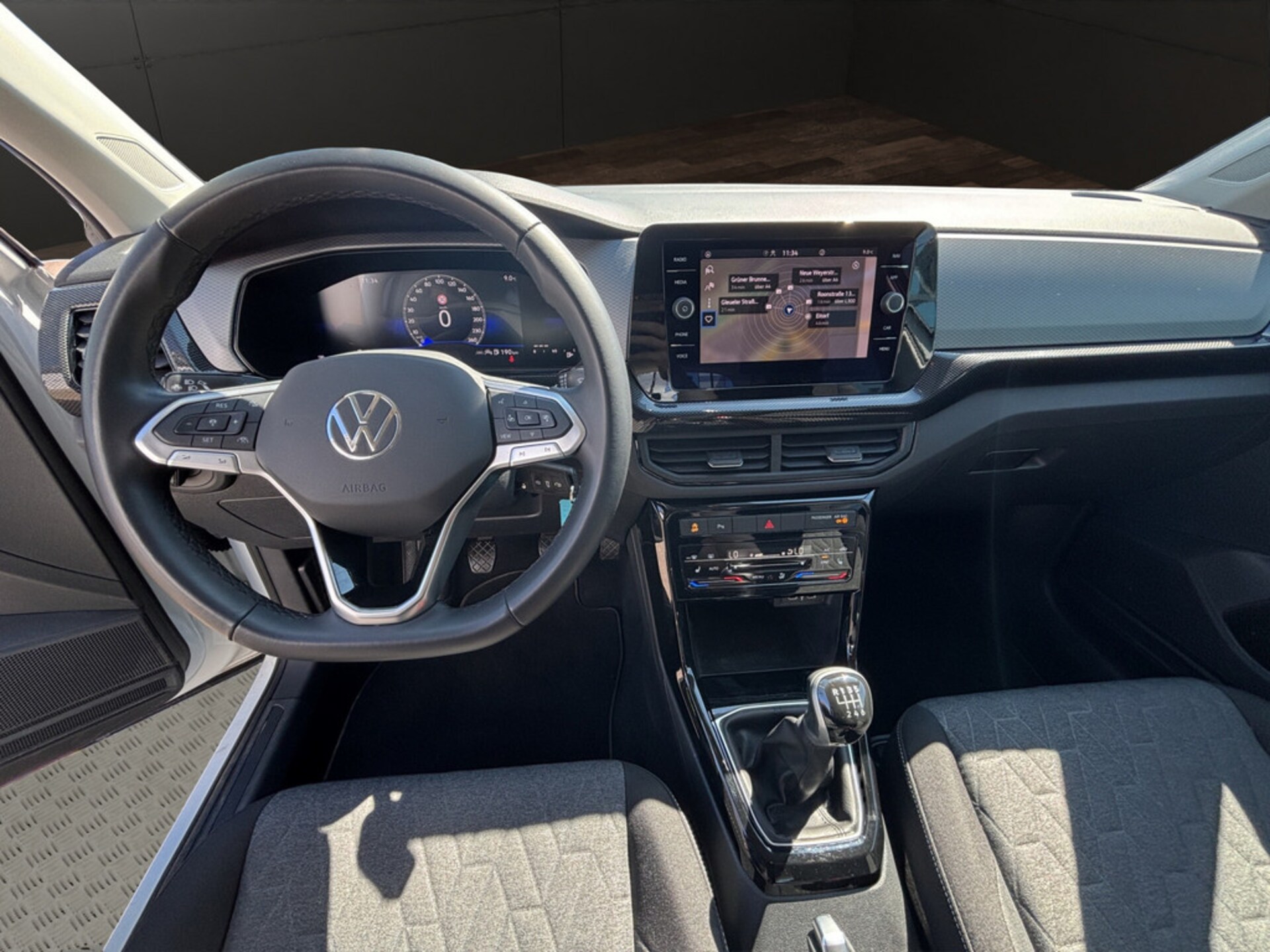 Volkswagen T-Cross Life