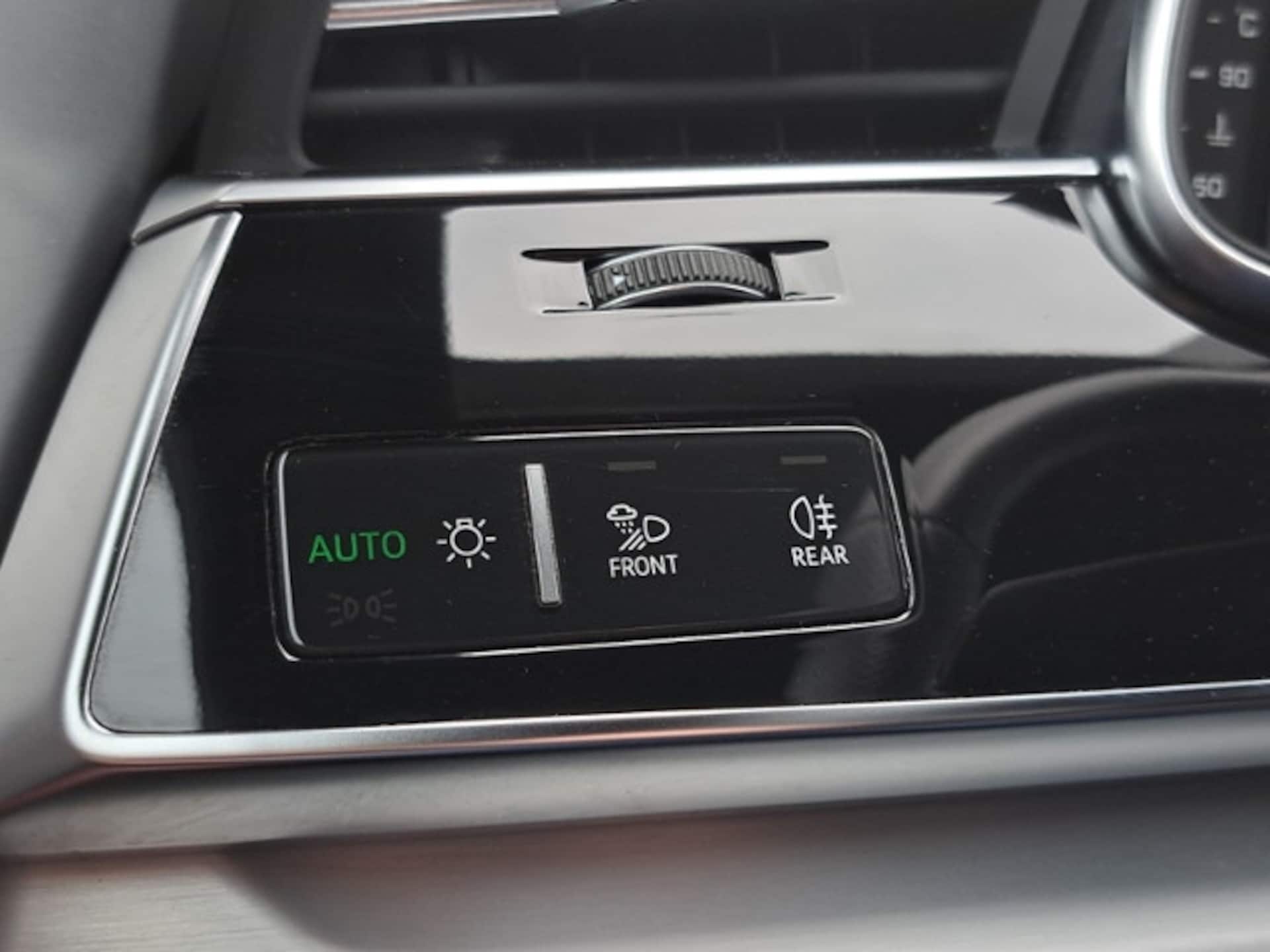 Audi SQ8 SUV