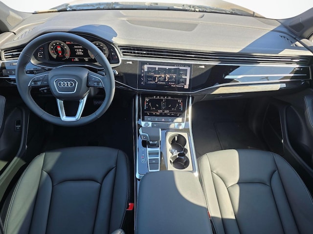 2026 Audi Q7 Premium Plus - Photo 16