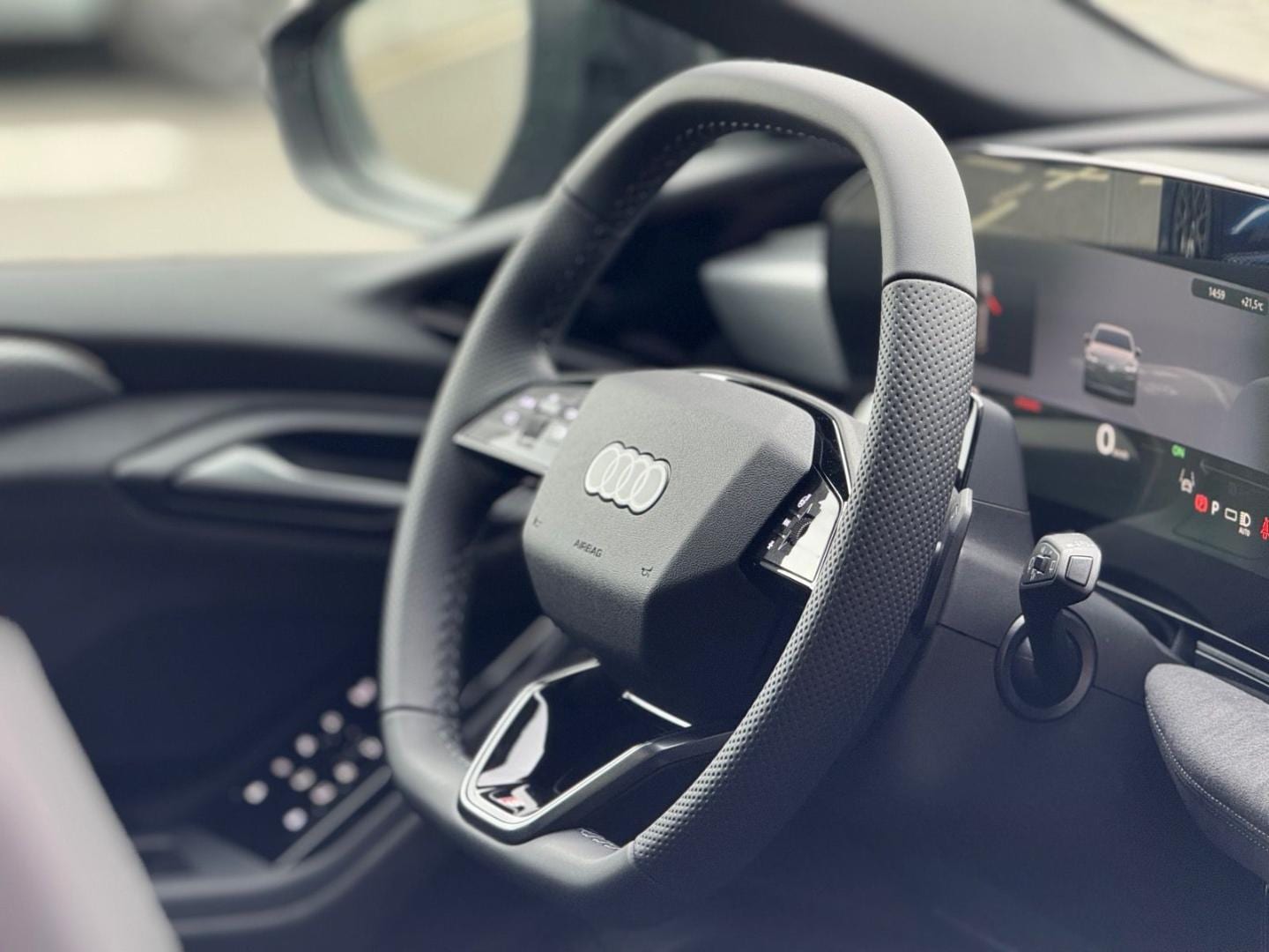 Bild über Audi A6 Avant e-tron S line business e-tron performance 270 kW - für weitere Informationen kontaktieren Sie den Audi Partner