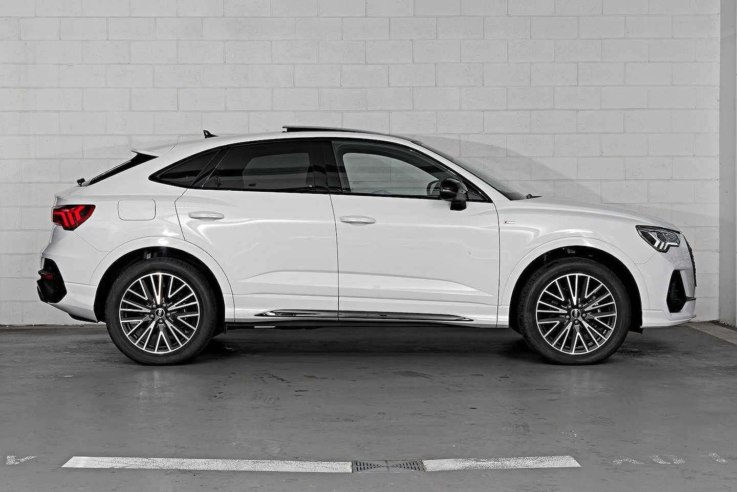 Image about Audi Q3 Sportback TFSI S tronic