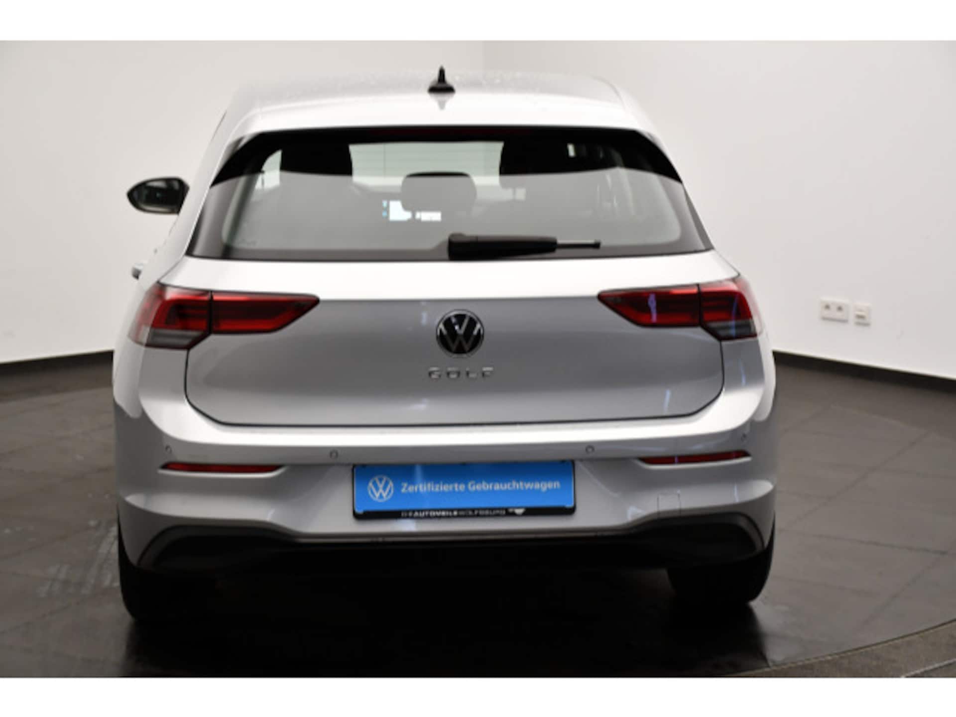 Volkswagen Golf Life