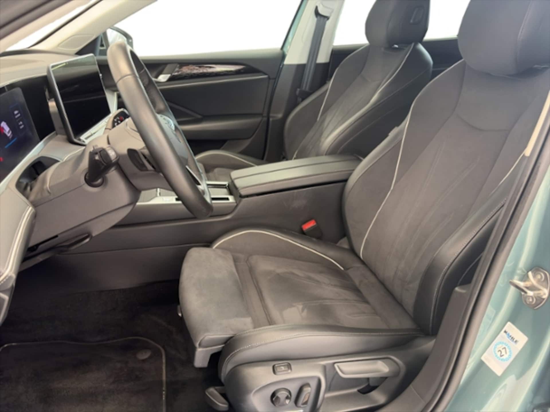 Volkswagen Passat Elegance